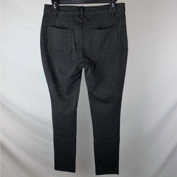 Pants - Picture 2 of 9